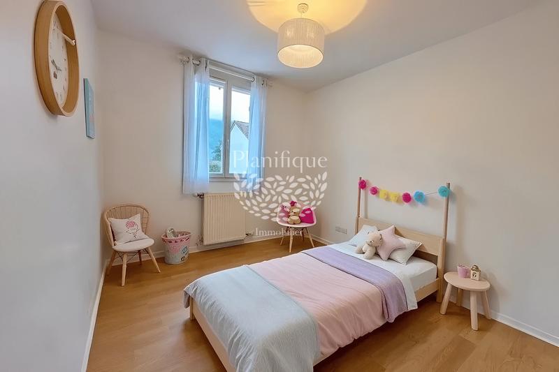 Maison - 96 m² - 5 pièces