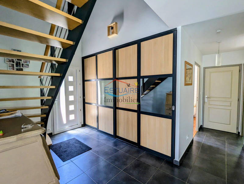 Maison - 137 m² - 5 pièces