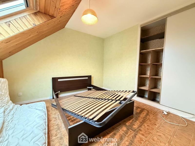 Maison - 93 m² - 5 pièces