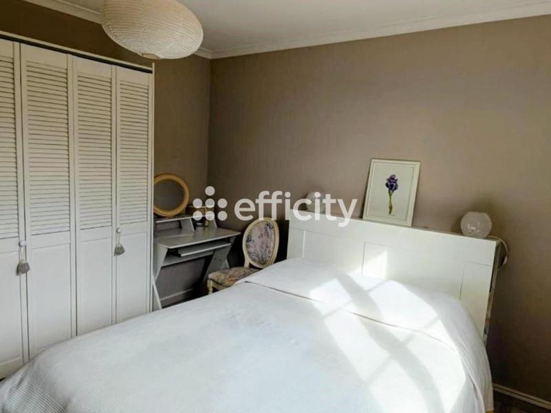 Maison - 164 m² - 8 pièces