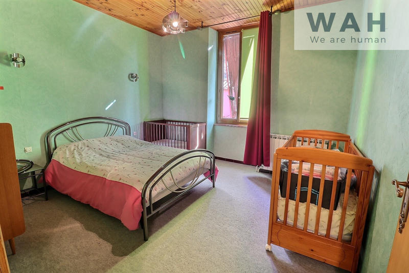 Appartement - 181 m² - 7 pièces