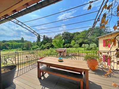 Maison - 412 m² - 15 pièces