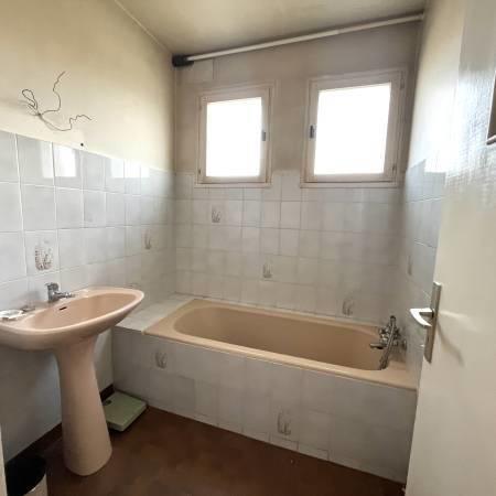 Maison - 103 m² - 6 pièces