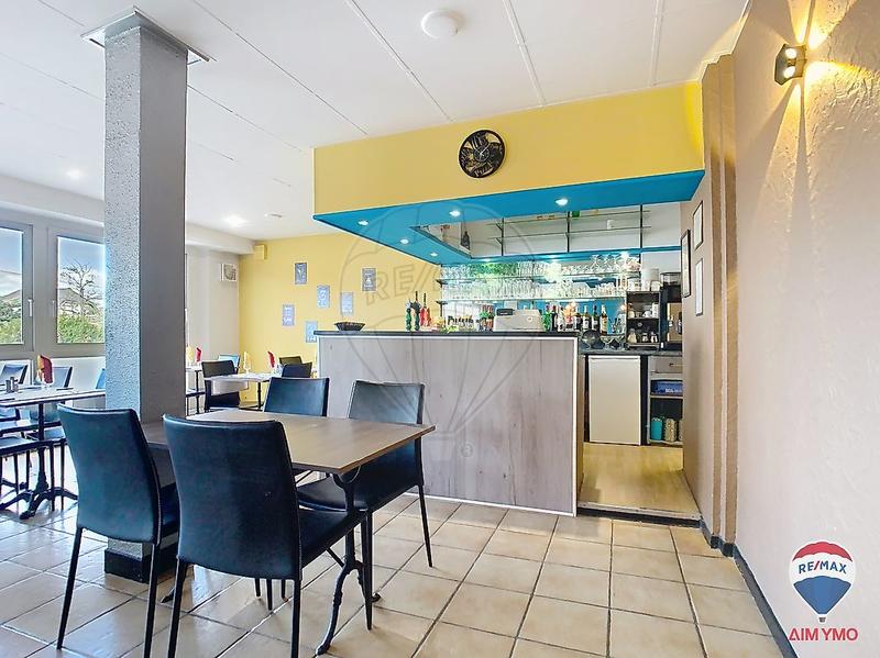 Magasins - 120 m² - 3 pièces