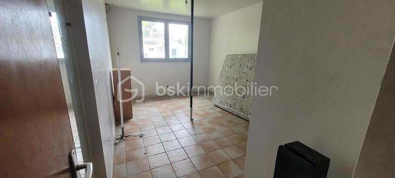 Maison - 204 m² - 8 pièces