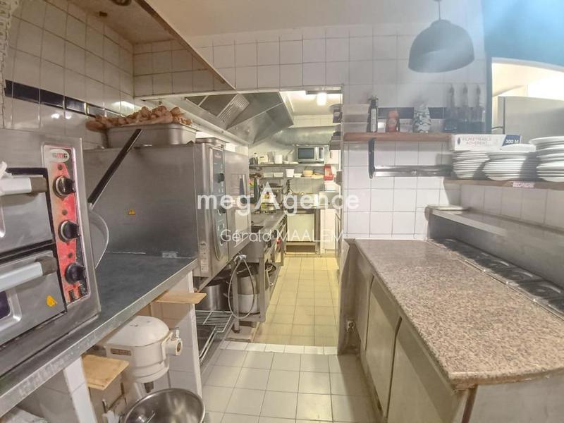 Fonds de commerce - 130 m²