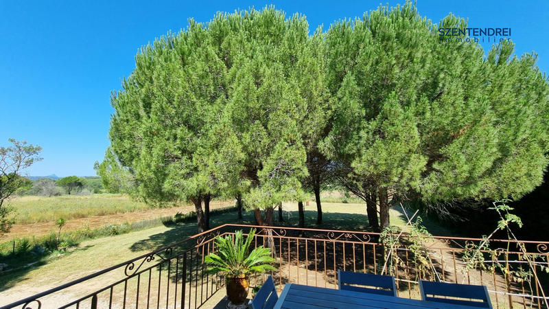 Maison - 180 m² - 7 pièces