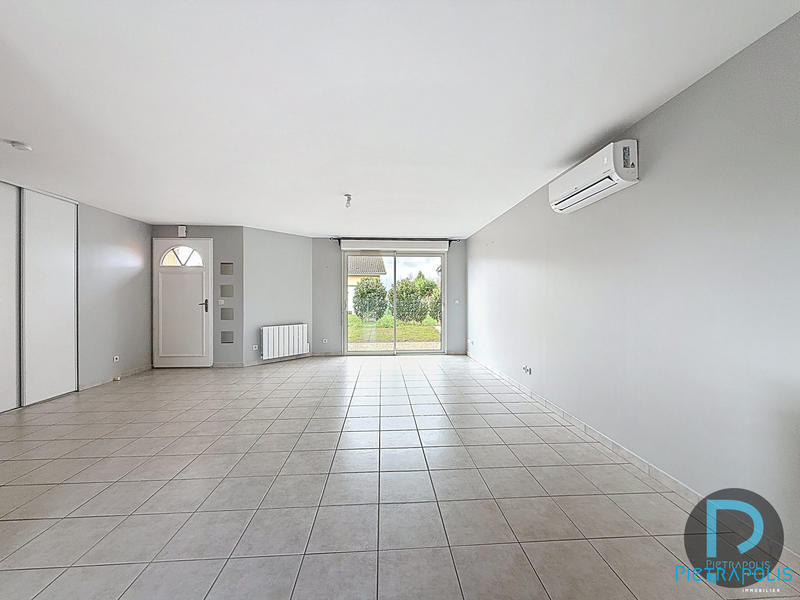 Maison - 88 m² - 7 pièces