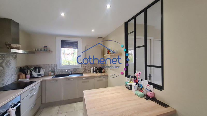 Maison - 90 m² - 4 pièces