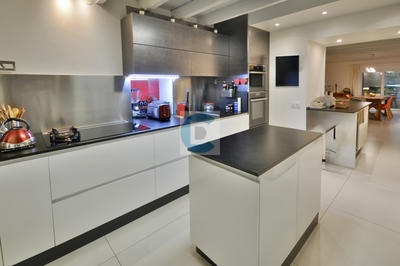 Ferme - 270 m² - 8 pièces