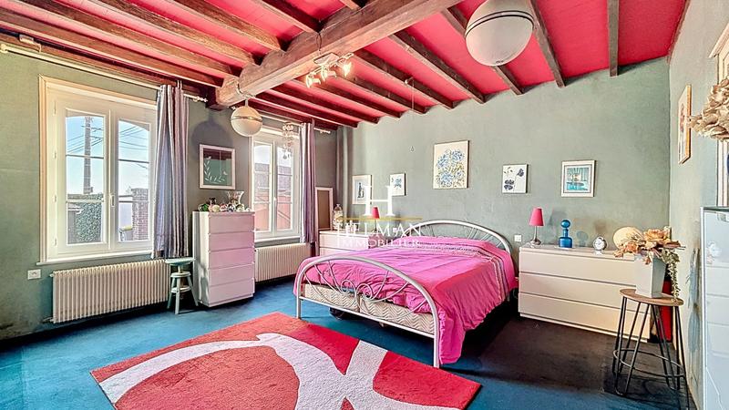 Maison - 159 m² - 7 pièces