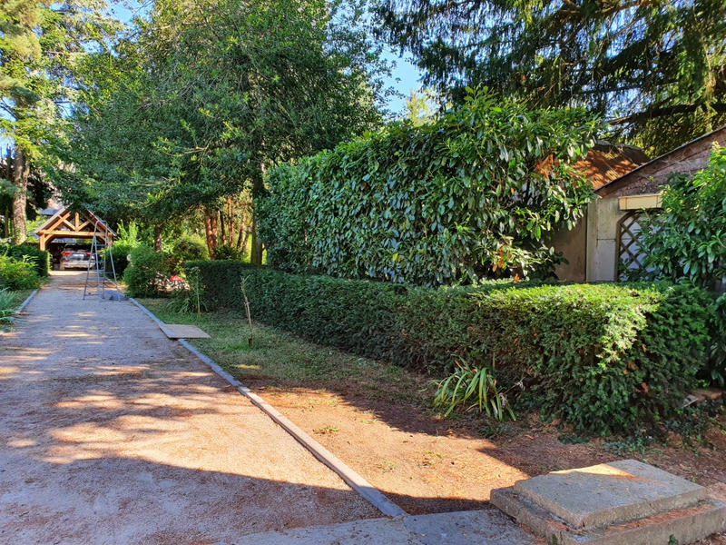 Maison - 230 m² - 7 pièces