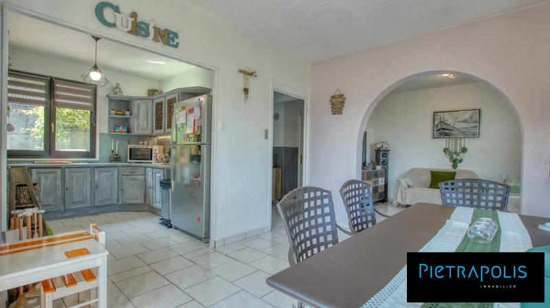 Maison - 137 m² - 4 pièces