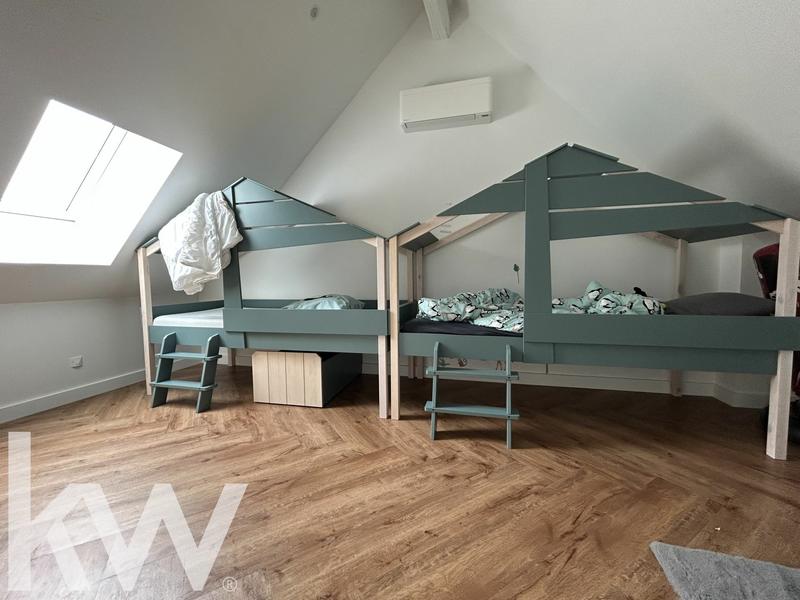 Maison - 100 m² - 4 pièces