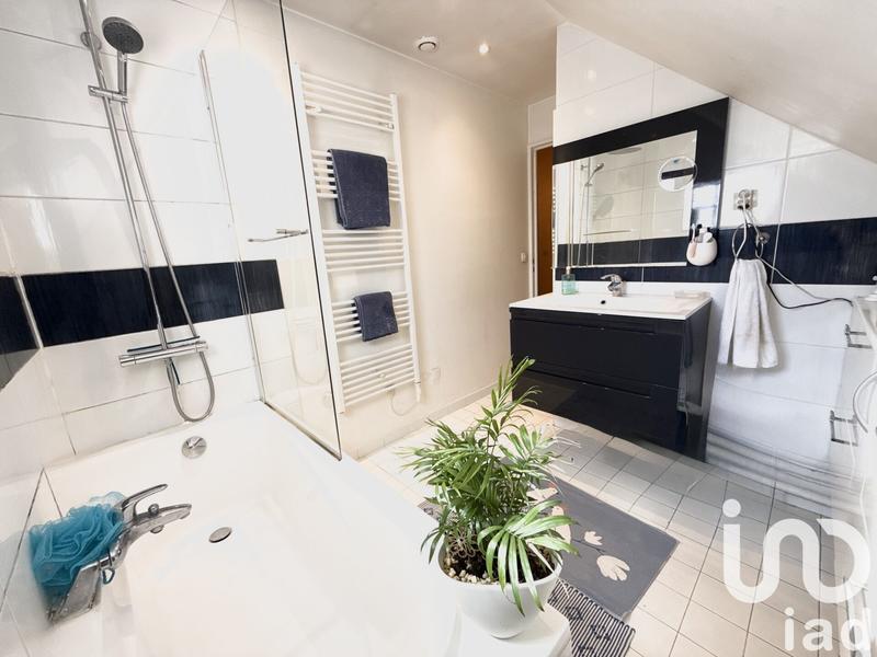 Maison - 138 m² - 5 pièces