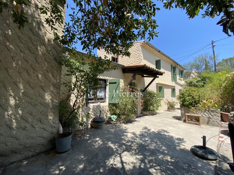 Maison - 165 m² - 6 pièces