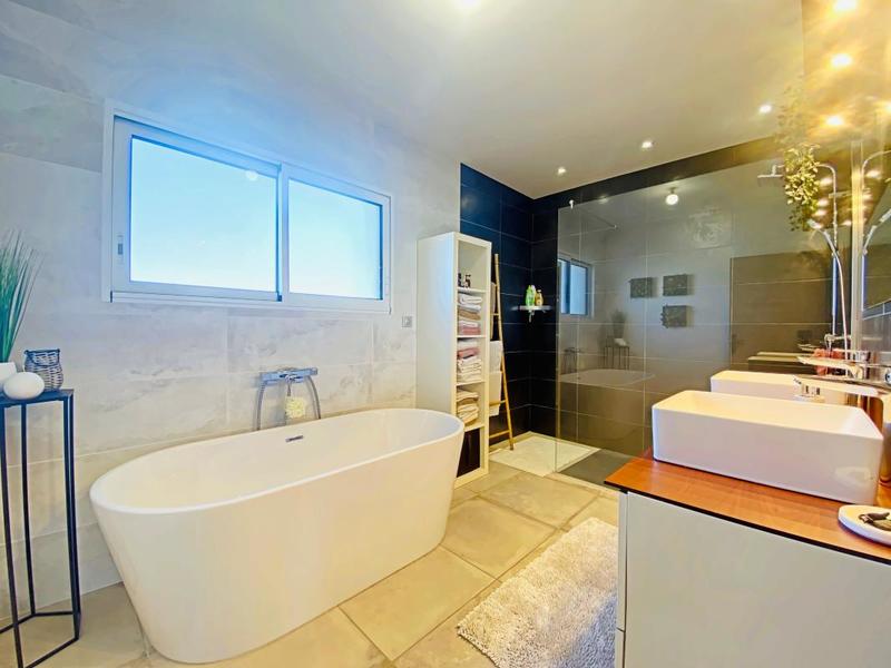 Maison - 145 m² - 4 pièces