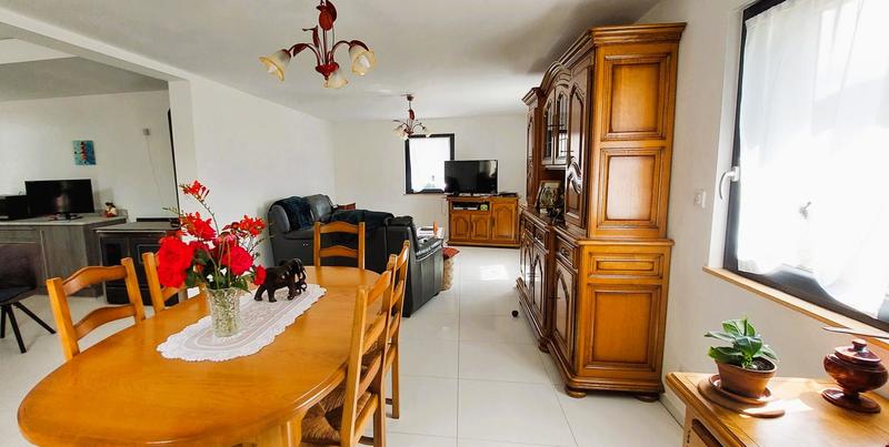 Demeure - 210 m² - 6 pièces