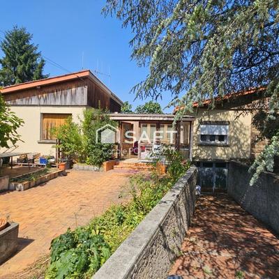 Maison - 170 m² - 5 pièces