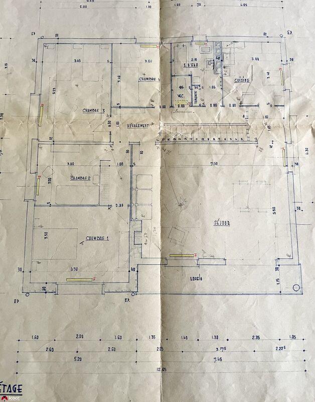 Immeuble mixte - 342 m² - 19 pièces