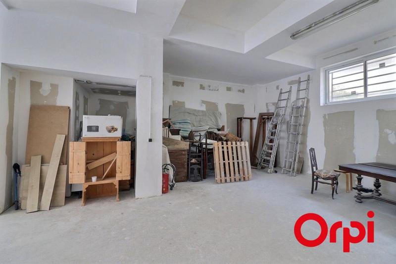 Loft - 128 m² - 4 pièces