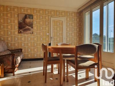 Maison - 98 m² - 5 pièces