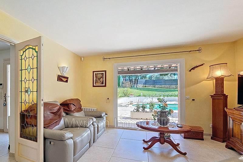 Maison - 177 m² - 5 pièces