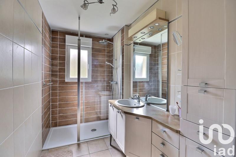 Maison - 150 m² - 8 pièces