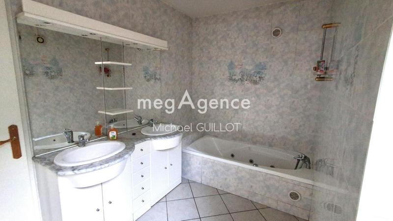 Maison - 123 m² - 5 pièces