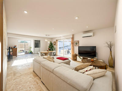 Maison - 94 m² - 4 pièces