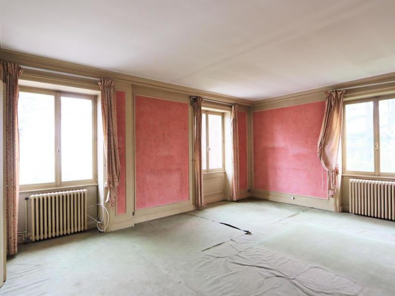 Maison - 247 m² - 7 pièces