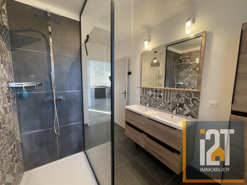 Villa - 115 m² - 6 pièces