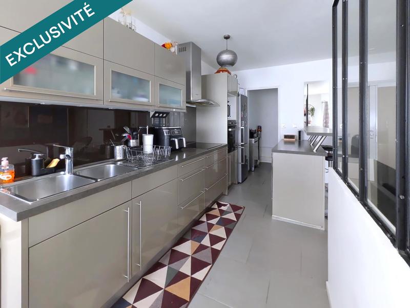 Appartement - 81 m² - 4 pièces