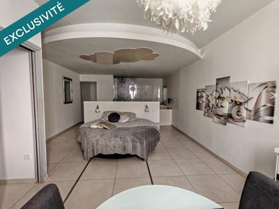 Appartement - 84 m² - 3 pièces