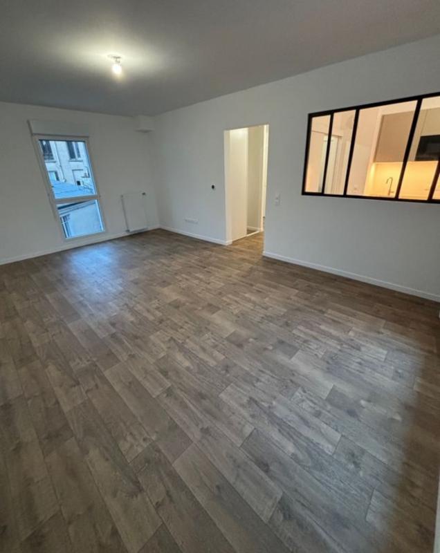 Appartement - 81 m² - 4 pièces