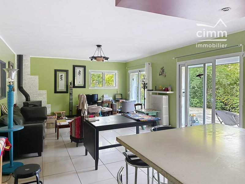 Maison - 135 m² - 6 pièces