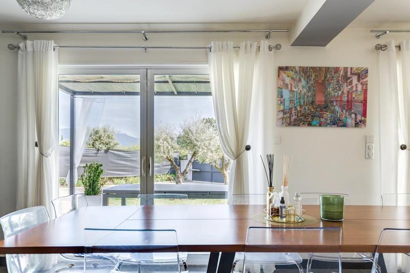 Maison - 160 m² - 4 pièces