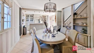 Maison - 139 m² - 5 pièces