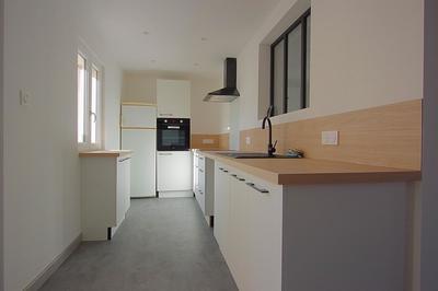 Maison - 98 m² - 5 pièces