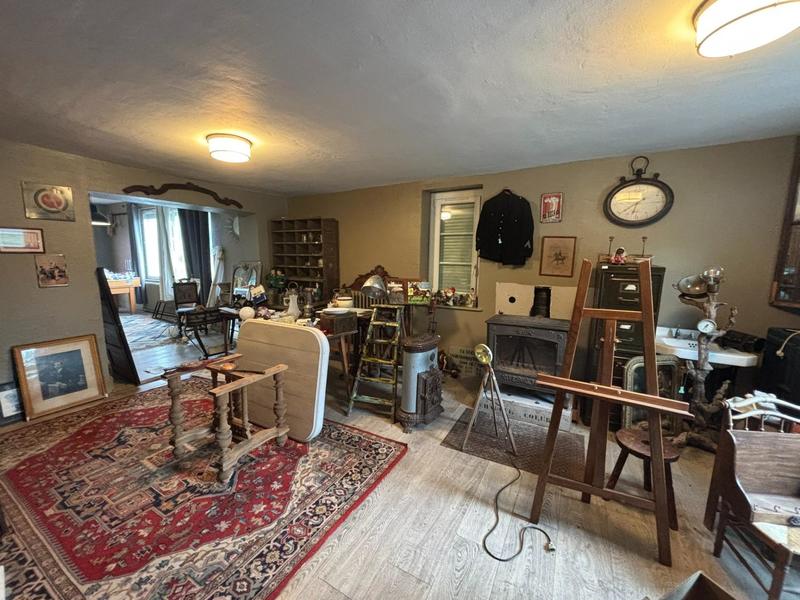 Local commercial - 163 m² - 8 pièces