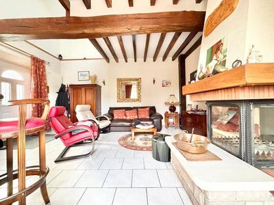 Maison - 168 m² - 6 pièces