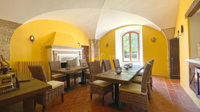 Bastide - 600 m² - 20 pièces