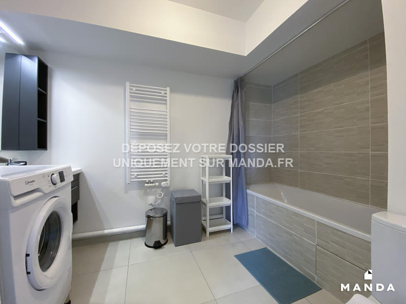 Chambre - 10 m² - 4 pièces