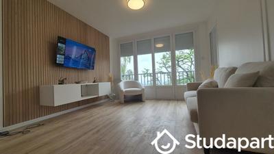 Chambre - 12 m² - 1 pièce