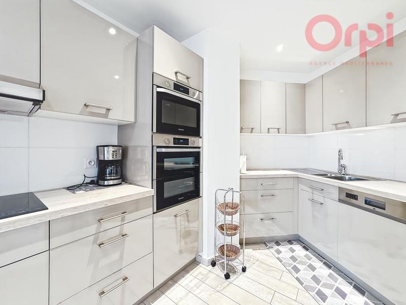 Appartement - 83 m² - 3 pièces