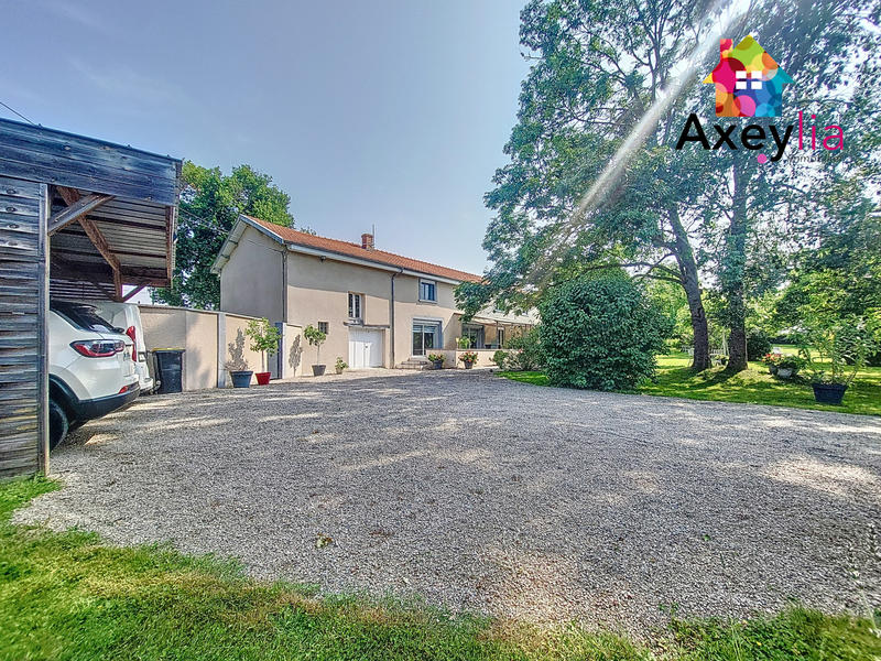 Maison - 197 m² - 7 pièces