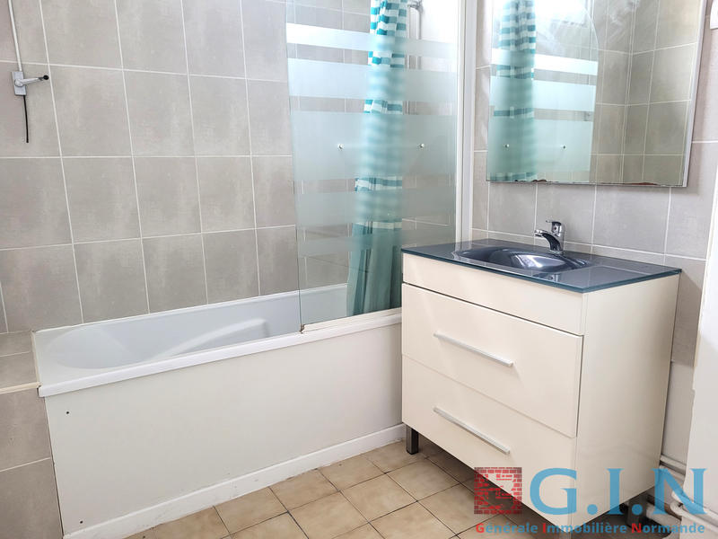 Appartement - 111 m² - 5 pièces