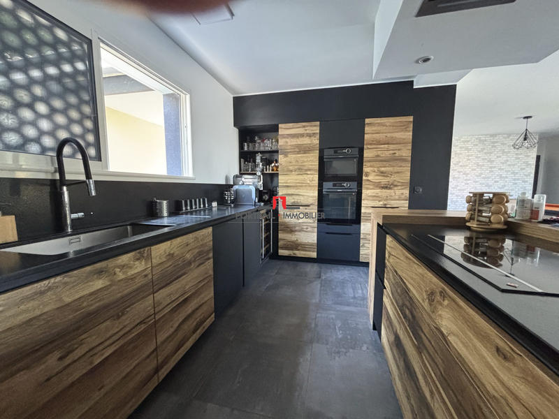 Maison contemporaine - 152 m² - 6 pièces