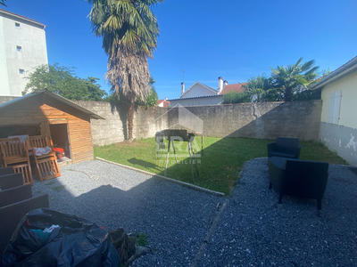 Immeuble - 20 m² - 5 pièces