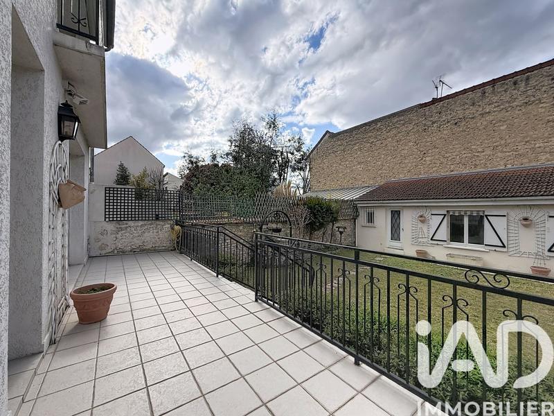 Maison - 186 m² - 7 pièces